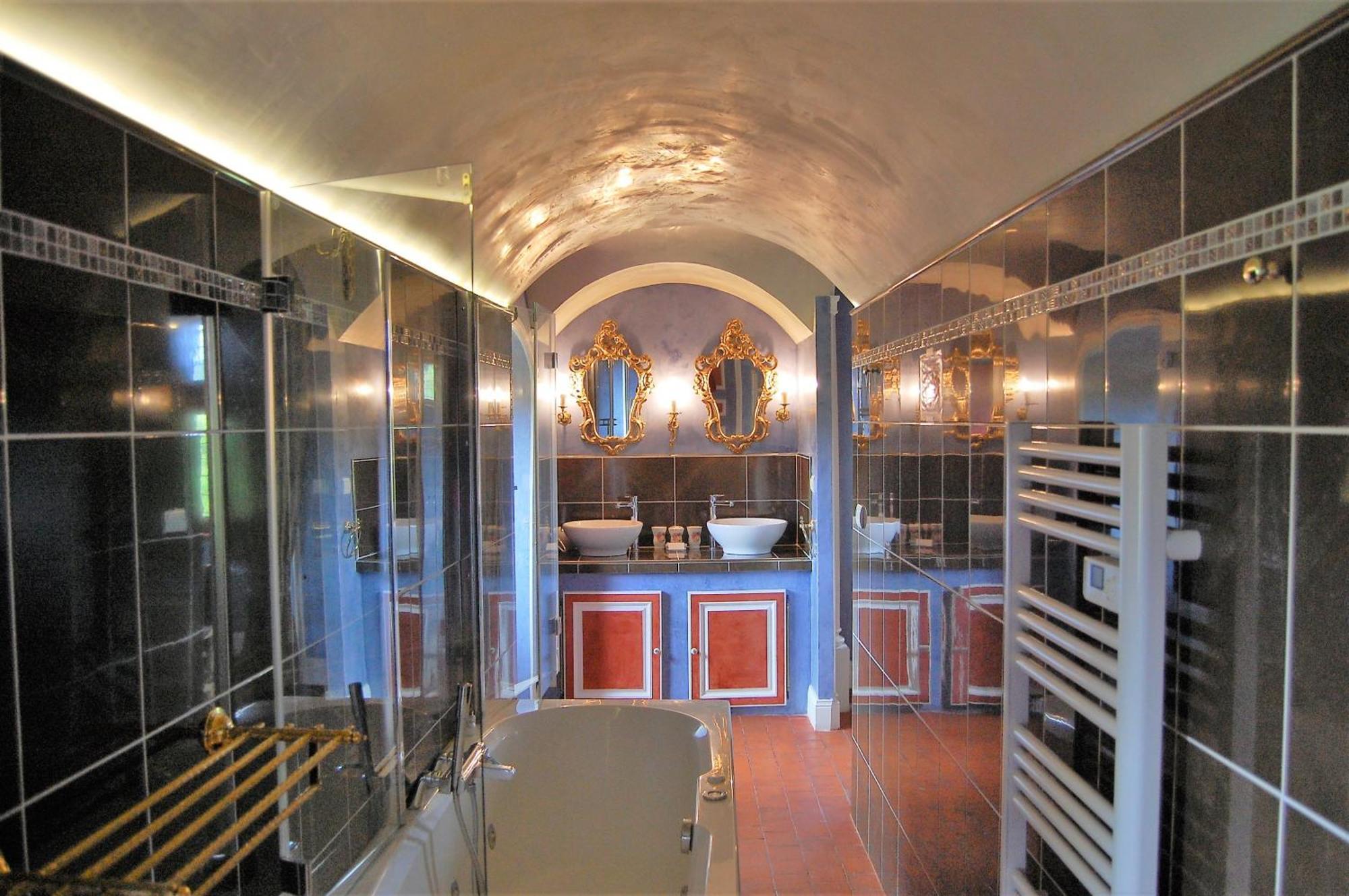 Chateau La Servayrie - Chambre D'Hotes Marcillac-Vallon Dış mekan fotoğraf